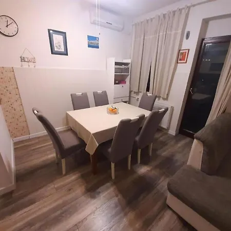 In - Maria Zaton - Pergola Guest house *